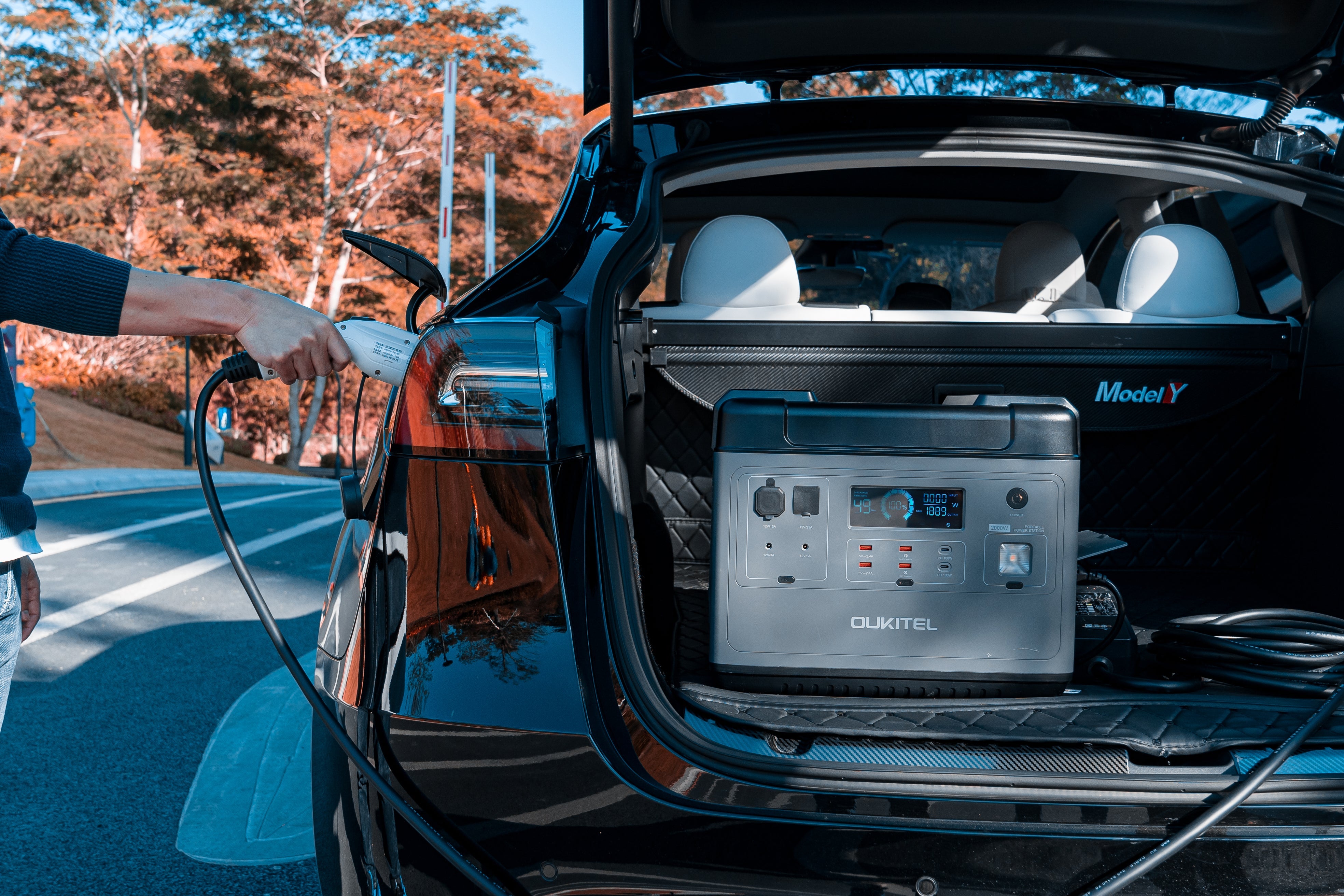 Portable Power Stations: Uninterrupted Power for Mobile DJs